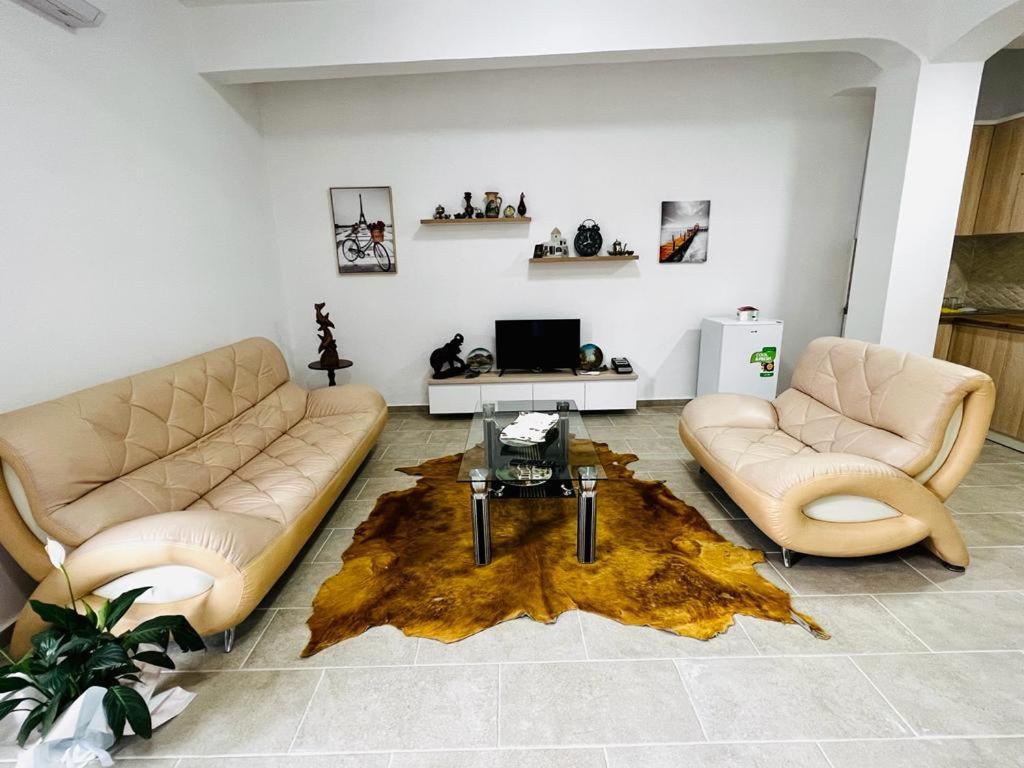 Kristian Apartments Berat Extérieur photo