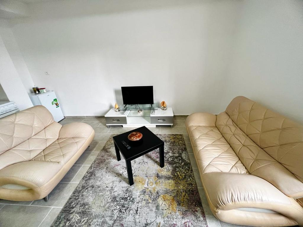 Kristian Apartments Berat Extérieur photo