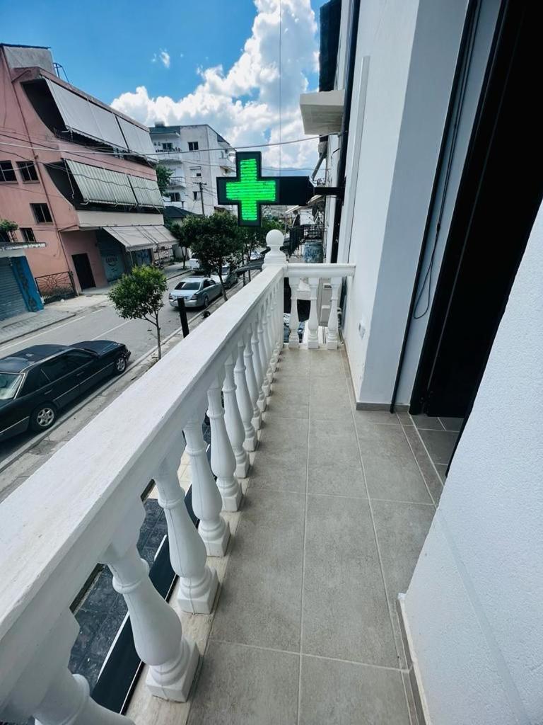 Kristian Apartments Berat Extérieur photo